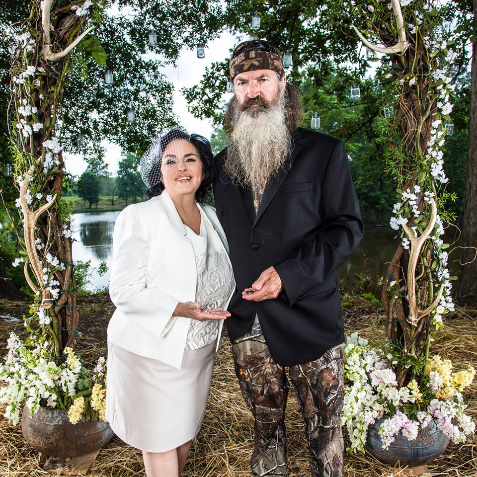 A Vow Renewal Wedding for Duck Dynasty The Yes Girls