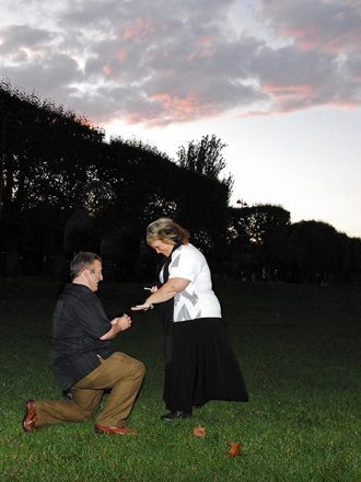 paris wedding proposal at sunset