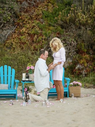 social perfect beach marriage proposal