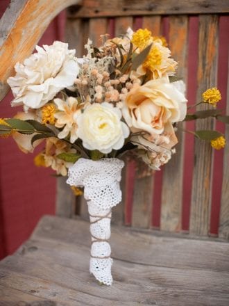 Bridal flowers inspired by autumn