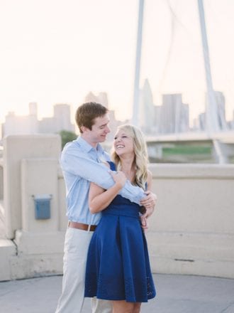 what to wear in your engagement pictures