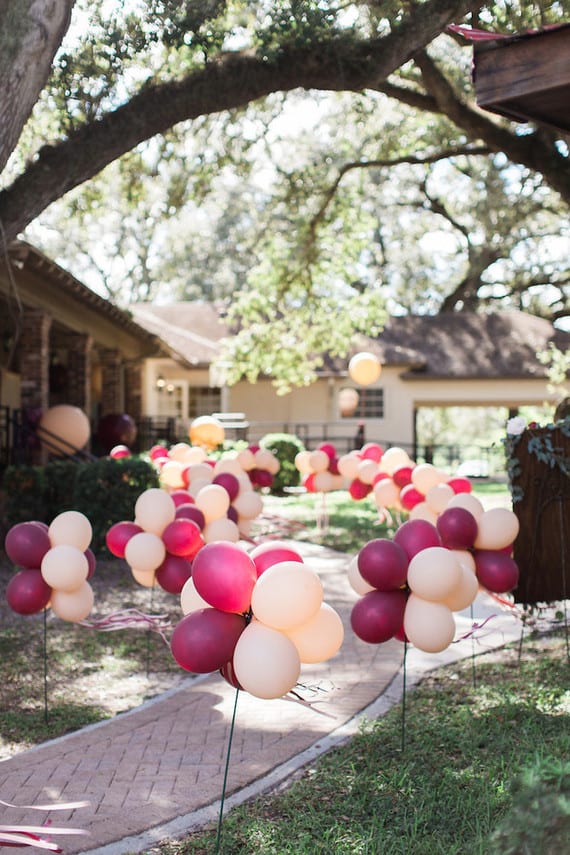 ways to incorporate balloons into wedding