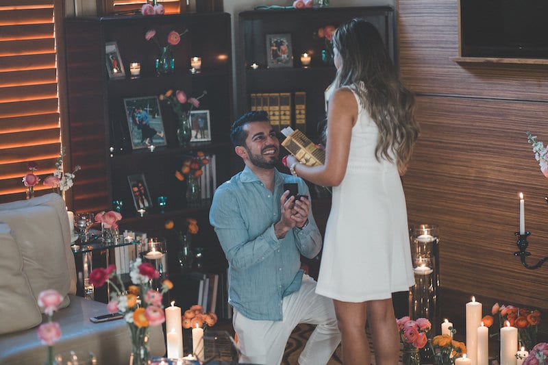 orlando marriage proposal in living room