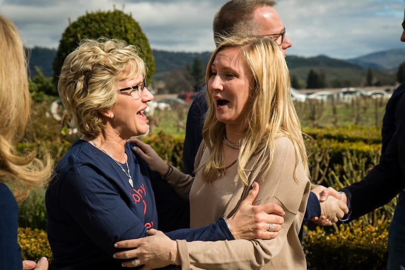 girl sees her mom for the first time during proposal