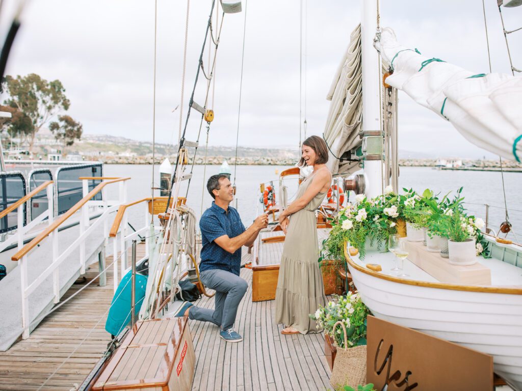 marriage proposal on yes local boat in orange county