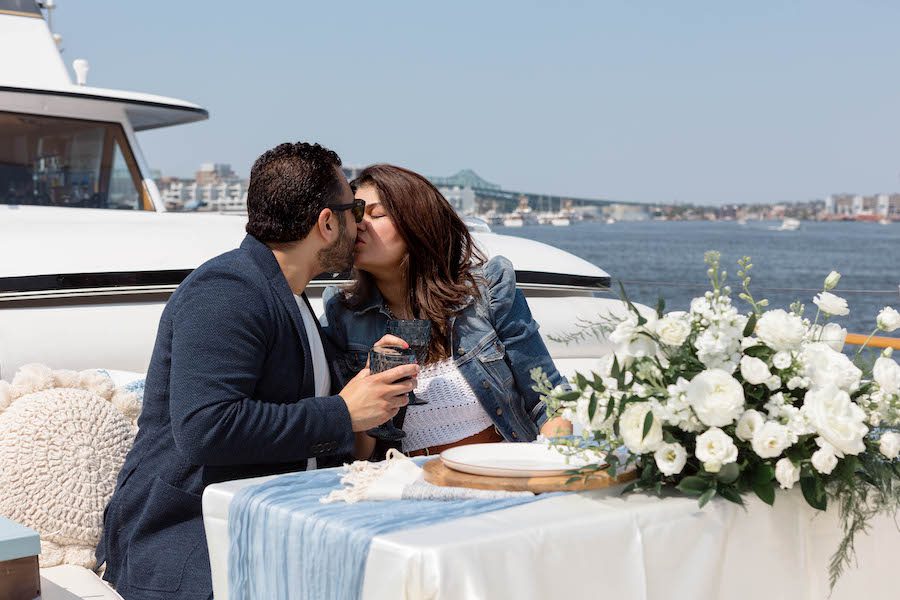 Unforgettable wine tasting re-proposal on a yacht in Boston Massachusetts 