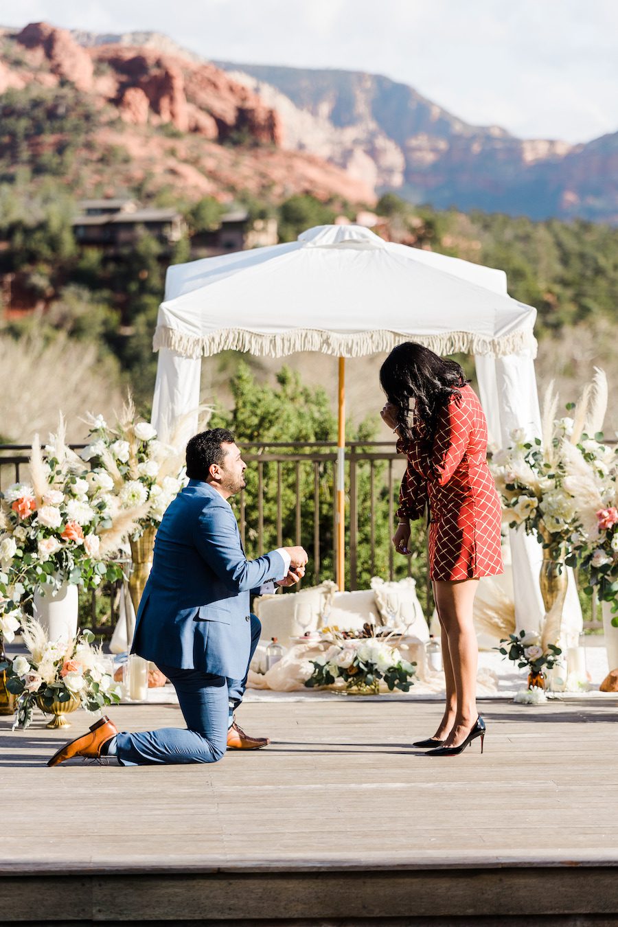 Magical Sedona Arizona picnic proposal set up