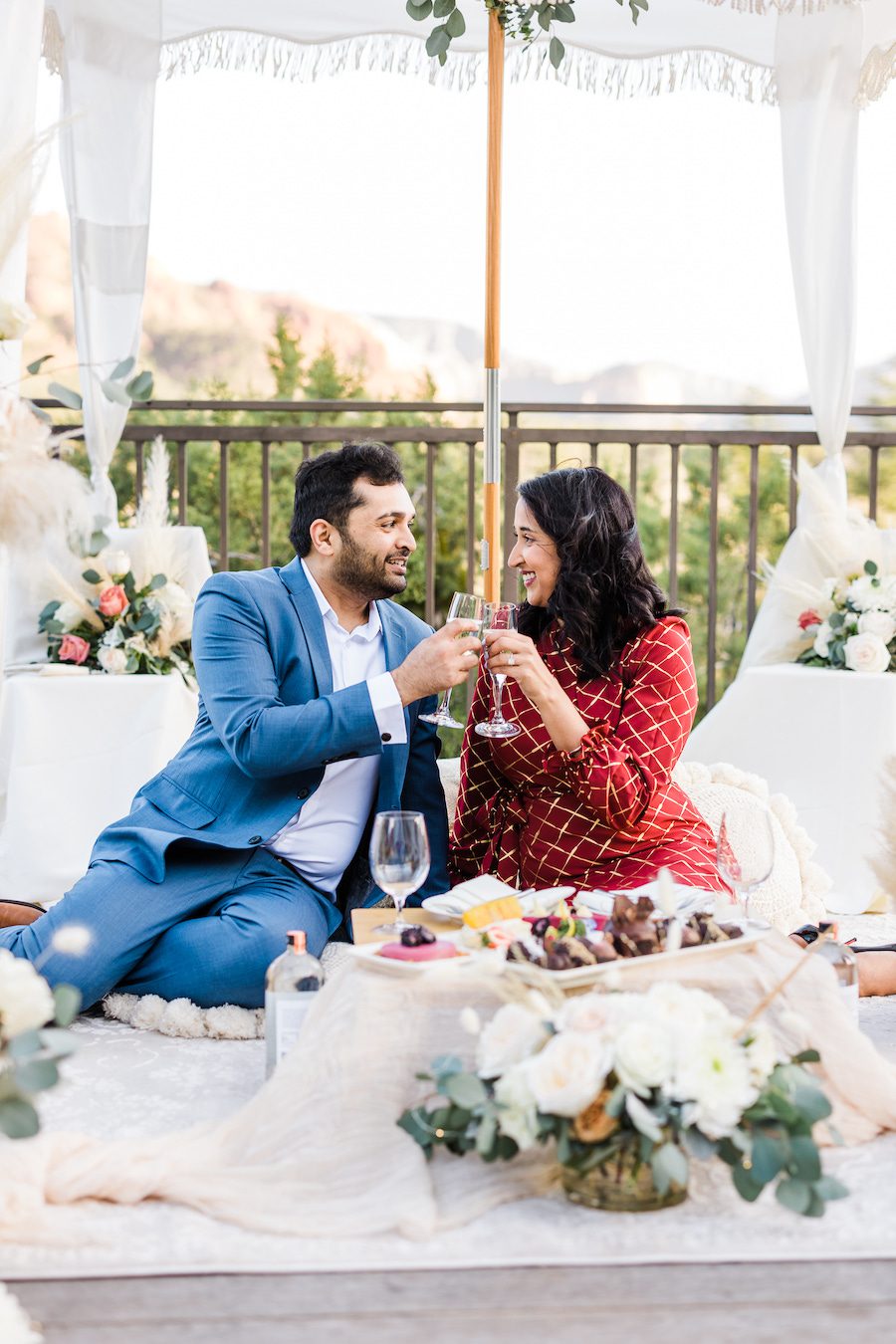 Magical Sedona Arizona picnic proposal set up