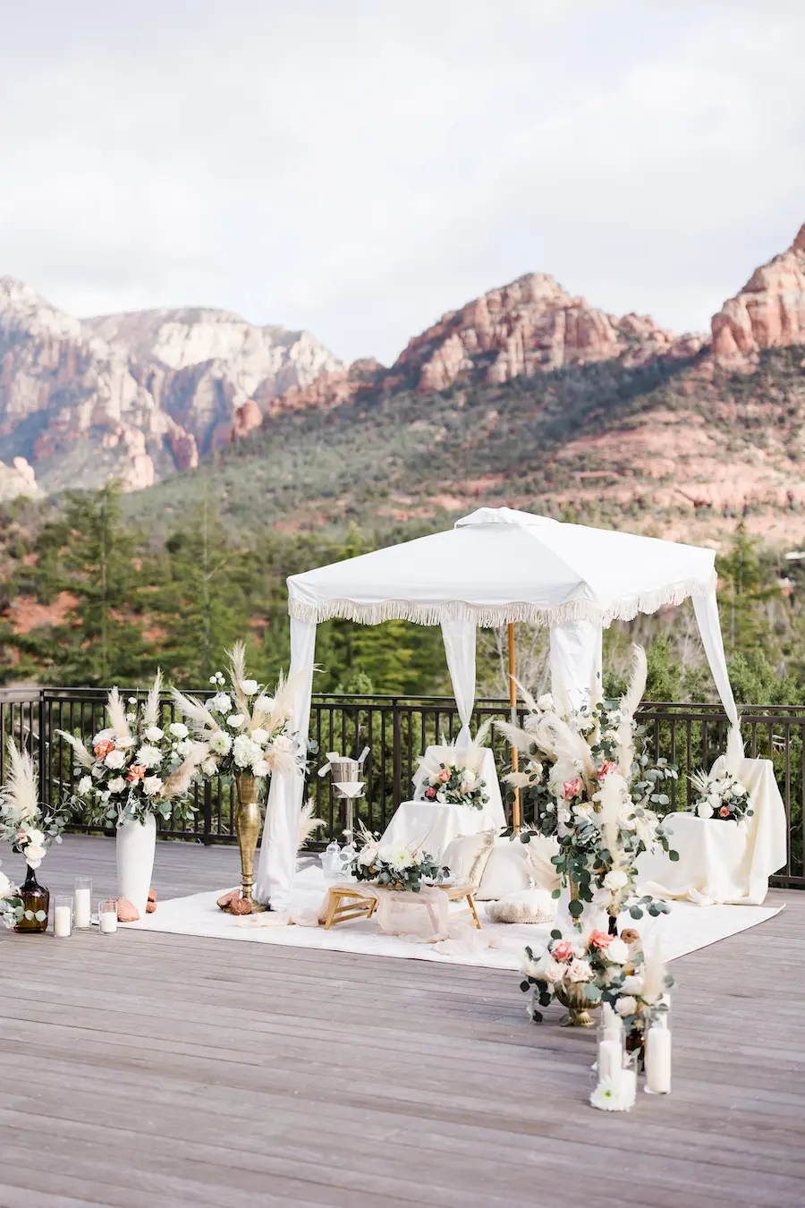 Magical Sedona Arizona picnic proposal set up