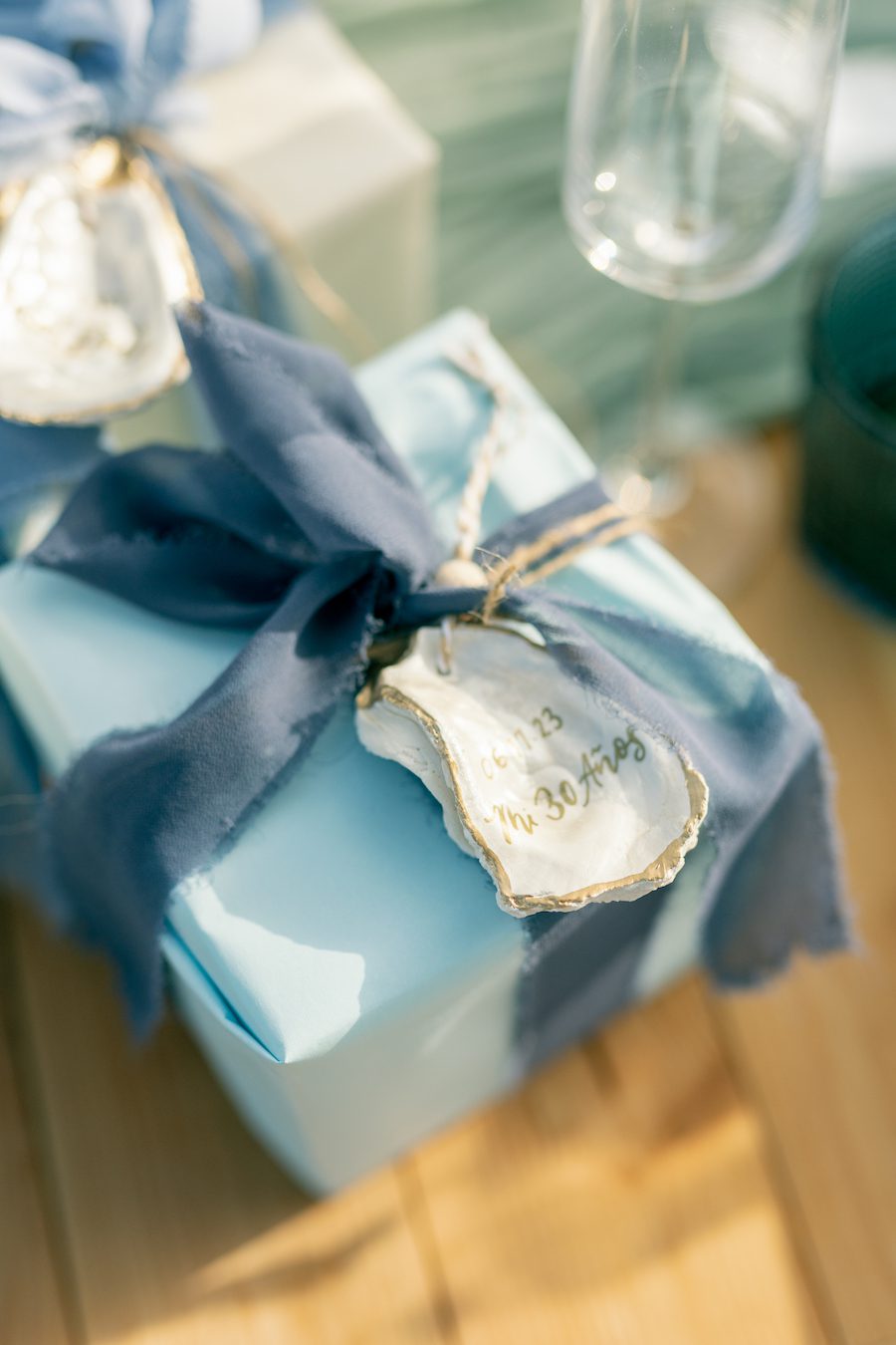 Best Places In OC To Shop For Unique Wedding Gifts - CBS Los Angeles