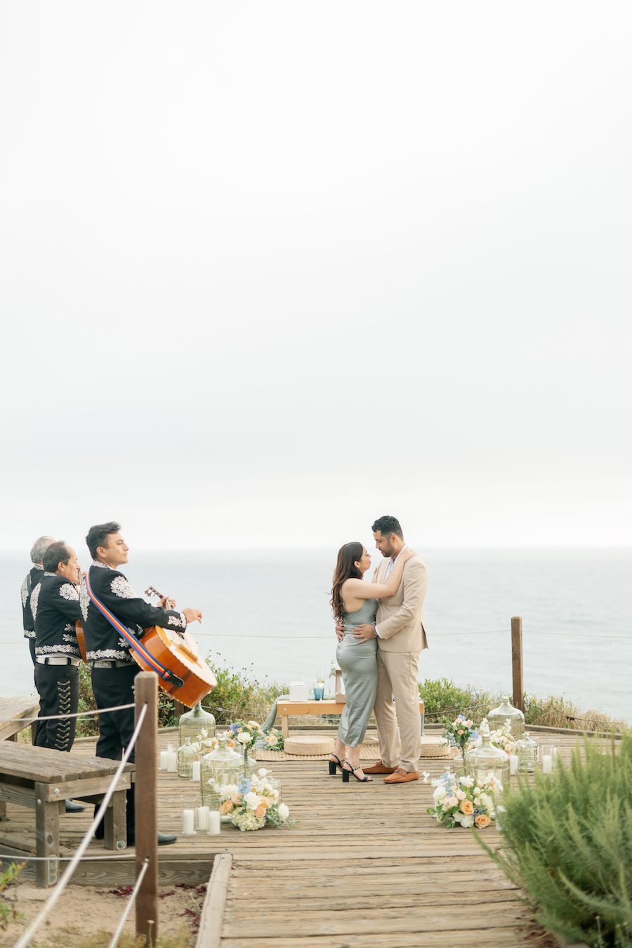 beautifuyl Ocean View Picnic Proposal in OC California