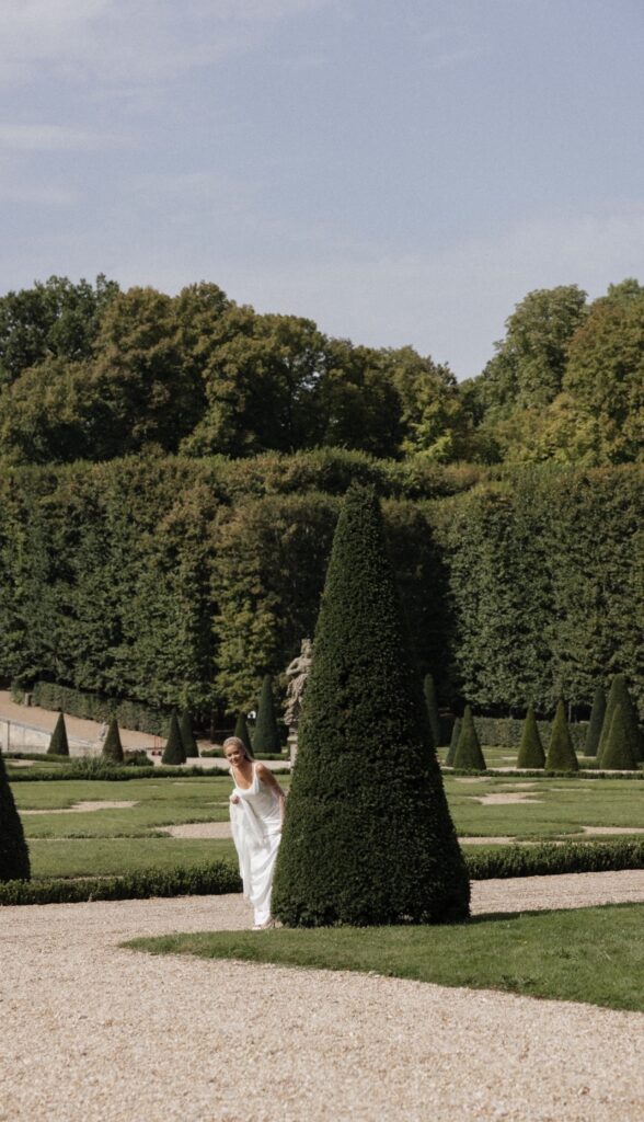 Hannah and Dylan's Chateau Wedding in Paris