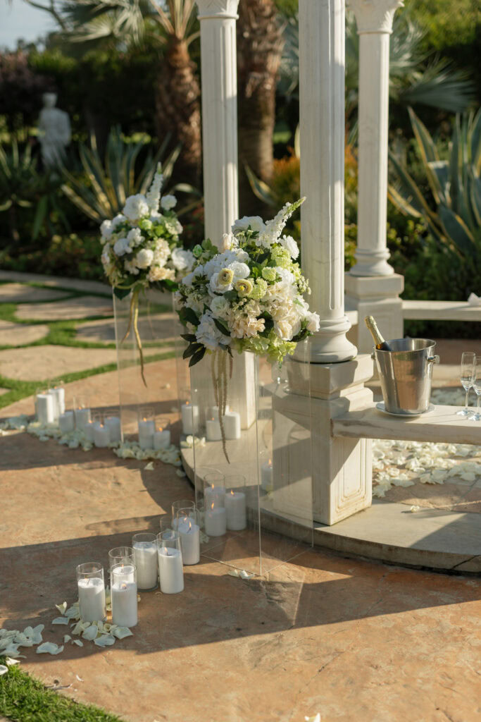 Waldorf Astoria Luxe Proposals